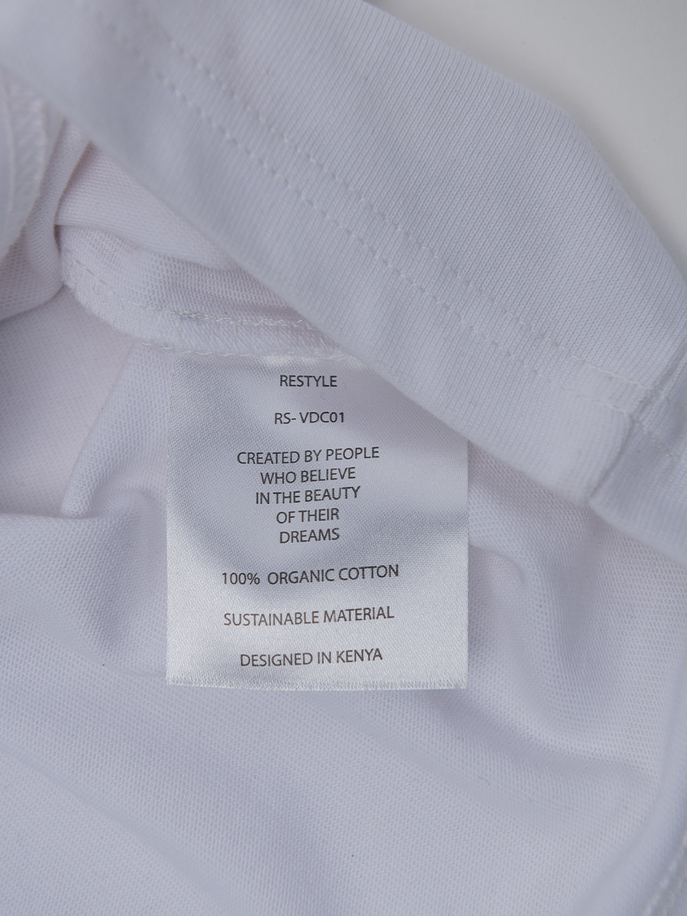 Restyle Valid Dreams - Oversized T-Shirt White